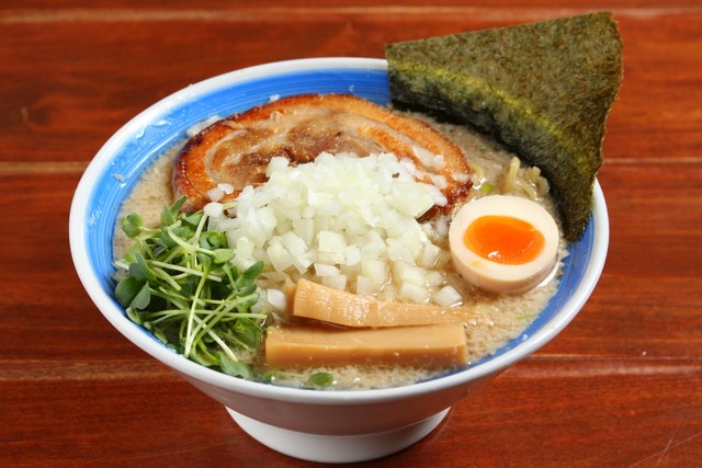 らーめん 侍元 青山 ラーメン 食べログ らーめん 侍元 青山 ラーメン 食べログ