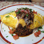 カフェレストラン ホット・ベリー - とろ～りチーズとミートソースのオムライス　1180円