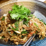 china bistro 八寸 - 上海風焼きそばだっけかな？