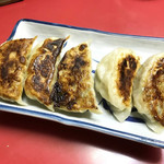 龍盛 中華料理 - 焼き餃子（5個）￥280