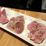 Nishishinjuku Fujiya - 肉刺し盛り合わせ