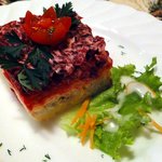 ミンスクの台所 - 『毛皮のコートを着たにしん』　にしんとビーツのサラダ