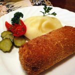 ミンスクの台所 - キエフ風チキンカツレツ（1680円）