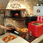 ソロ ピッツァ ナポレターナ ダ ジェンナーロ - 許可もらいました。