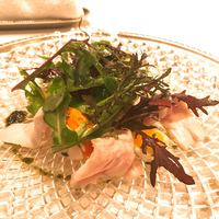 銀座 ハプスブルク・ファイルヒェン - 鶏むねにパプリカのムース、サラダ仕立て。キチンとしてます。