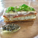 コンヴィヴィアリテ・イチノセ - タルトで色彩的にも美しく出来上がっていて食欲をそそります【料理】