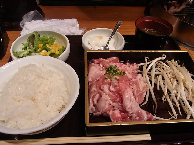 とんとことん 閉店】とんとことん 東京八重洲PCP店 - 京橋/豚料理 | 食べログ
