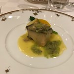 ラ・メール ザ クラシック - 鮑ステーキ 2種類の香草バターソース 