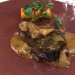 ラ・メール ザ クラシック - 牛フィレ肉ステーキ 三重県産茸のソース 