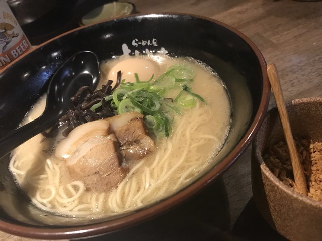 らーめんや よしとも 城見町通り店 熊本城 市役所前 ラーメン 食べログ らーめんや よしとも 城見町通り店 熊本城 市役所前 ラーメン 食べログ