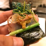 はらまさ - ★お造りを海苔に味噌をつけて巻いて食べる（キンメダイ、ヒラメ）