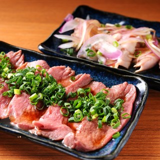 もつ焼き天五_1