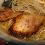 炙りチャーシュがいい感じ