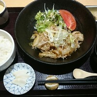 江戸前肉割烹 宮下 - 
