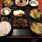 Yakitori Nihonshu Fukunotori - ランチ1000円。チキン南蛮＋豚肉味噌漬け焼き 