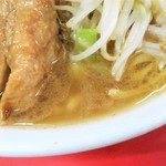 ラーメン二郎 - スープ