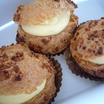 レ・シュー - 料理写真:じゃーん♪シュークリームです★（1個157円）