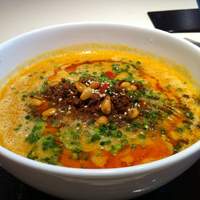 メゾン・ド・ユーロン - ランチ坦々麺