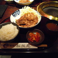 松阪苑 - トンテキ、1080円