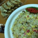 ヤムヤム - チャーハン、餃子（10個）