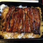 鳥峰うなぎ店 - ちょっと小さめ