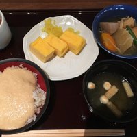 浅草むぎとろ 本店 - 1階の1,000円とろろバイキング