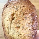 コンヴィヴィアリテ・イチノセ - 紅茶のマドレーヌ【料理】