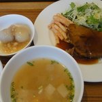 食堂　ＰａＰａｓ - 豚の角煮　沖縄風