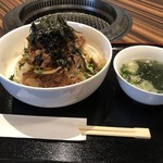 Yakiniku Tonri - 和牛丼