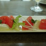 トリワイン ＰＩＫＯＳＨＨＨＵ - カプレーゼ