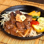 Okonomiyaki Teppan Yaki Tsurujirou - 鉄板サイコロステーキ