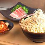 Okonomiyaki Teppan Yaki Tsurujirou - 豚キムチもんじゃ