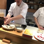 はらまさ - ご飯のトッピングです。左から 白子、トリュフ、雲丹、和牛