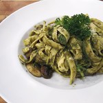 Eatalia - 1803_Eatalia_Fettucine Spinach Mushroom Pesta@49,000Rp(ほうれん草を練り込んだフィットチーネとマッシュルーム)