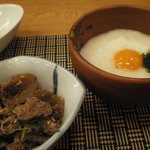 とろろともつ煮