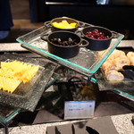 ブッフェアンドカフェ スロープサイドダイナー ザクロ - 