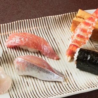 Enjoy traditional Edomae Sushi