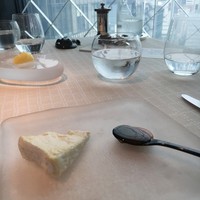 ベージュ アラン・デュカス 東京 - 