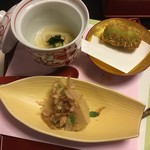 とうふ屋うかい - 右上は枝豆コロッケみたいな物