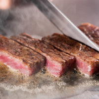 吟味したお肉を味わう、ステーキコース「紫紺 -Shikon-」