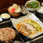 鉄板酒処 はな家 - 