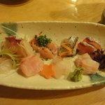 刺身盛り合わせ（えぼだい、金目、平政、真鯛、黒むつ、しま鯵、スズキ、カンパチ）