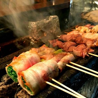 炭火もつ焼き 串もん_1