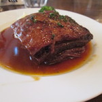 モンテ - 豚バラ肉の赤ワイン煮込み