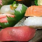 札幌 海鮮丸 - マグロやサーモン、タラ昆布〆など…