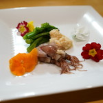 鮨松榮 - 春の一皿（蛍烏賊、鯛の真子、菜花）