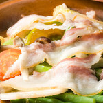 BISTRO SABLIER - 冬野菜と望来豚の自家製生ベーコンのタジン