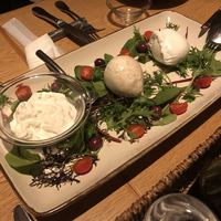 オービカ モッツァレラバー 横浜店 - 