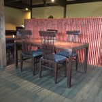 ゆふいん山椒郎 - テーブル席