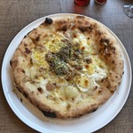 Pizzeria Grande Babbo - 新じゃがいもとツナのピッツァ